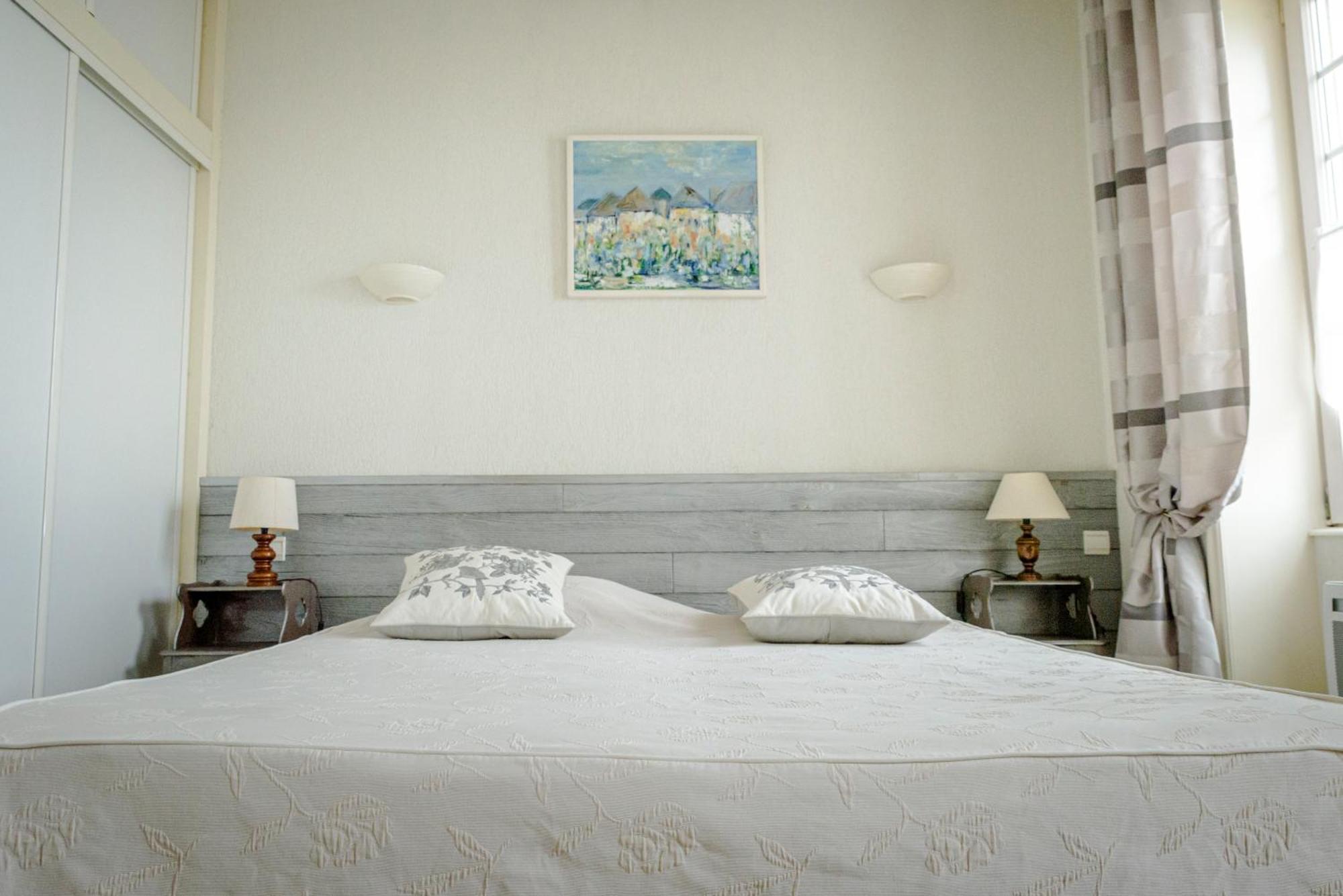 Maison Studios & Appartements Les 4 Vents Luc-sur-Mer ภายนอก รูปภาพ