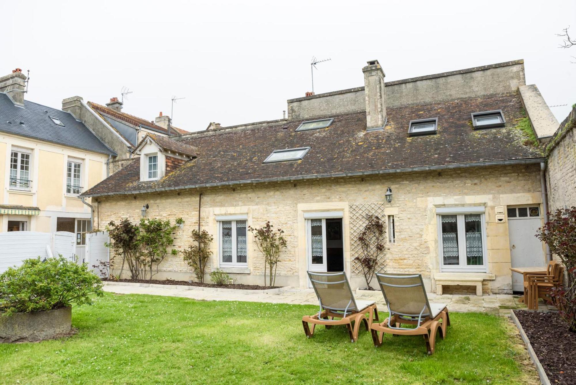 Maison Studios & Appartements Les 4 Vents Luc-sur-Mer ภายนอก รูปภาพ